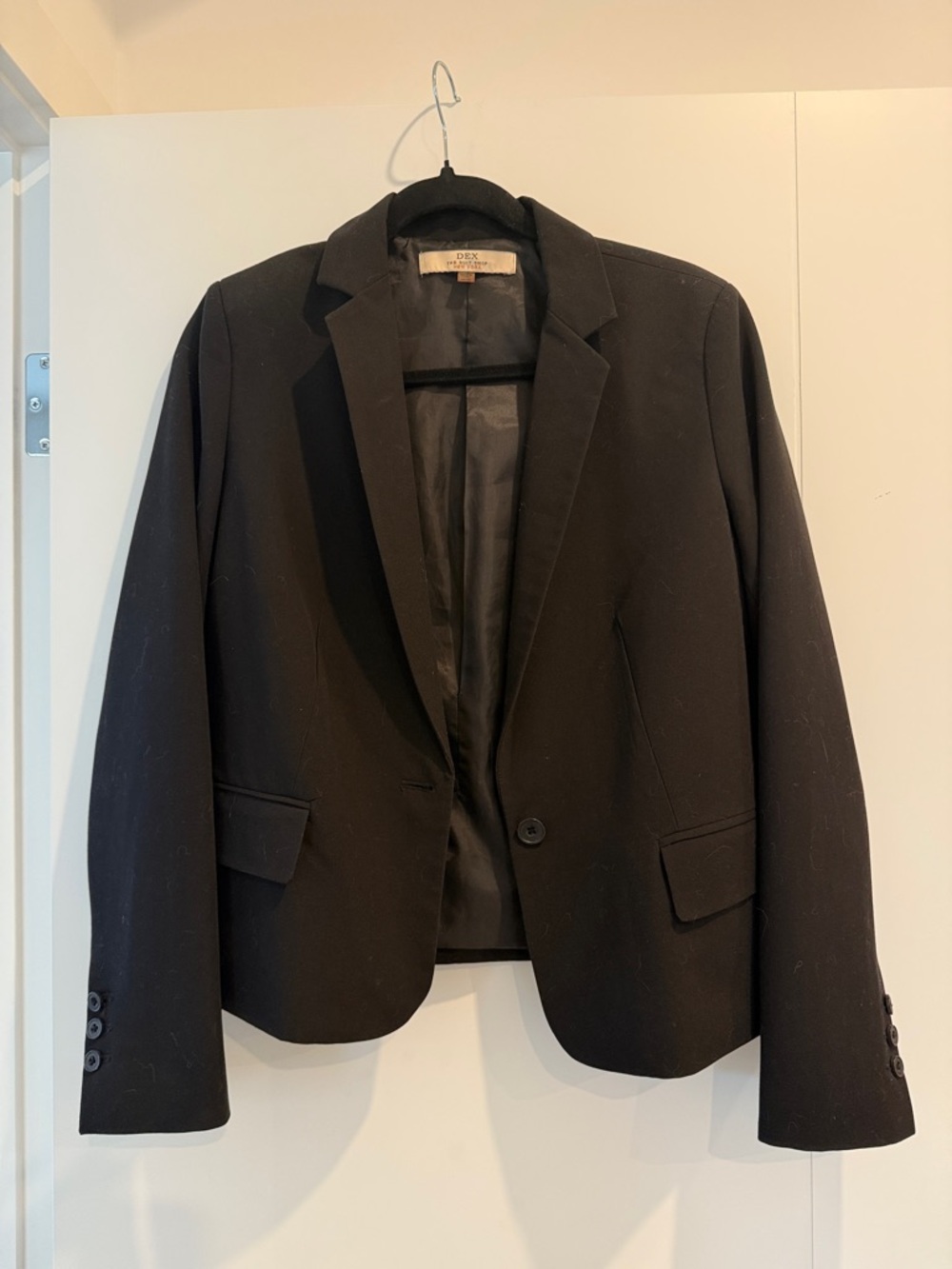 Dex Women’s Tailored Single-Button Blazer